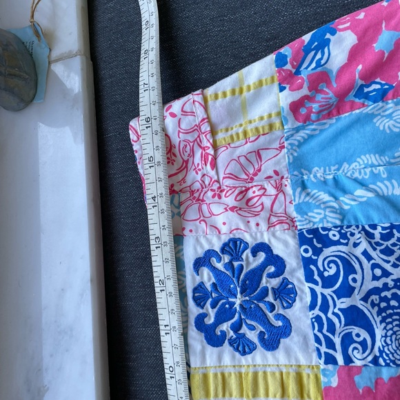 SOLD—Lilly Pulitzer size 8 SKORT - Picture 2 of 7